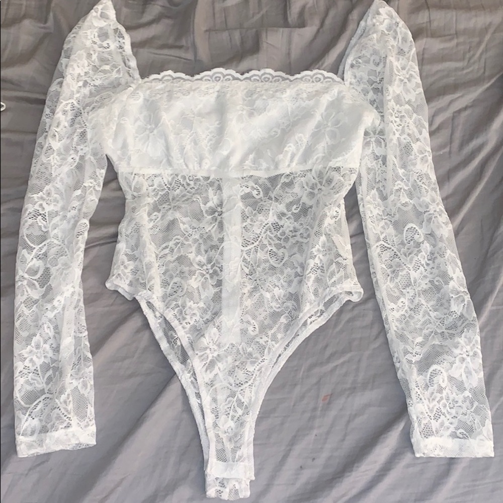 Princess Polly lace bodysuit 😻